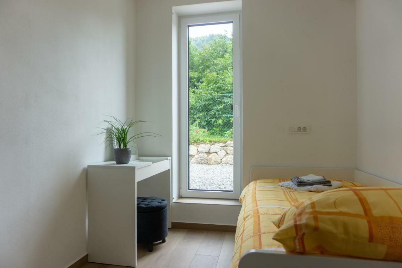 Сasa de vacaciones Nature View House With Sauna Tolmin